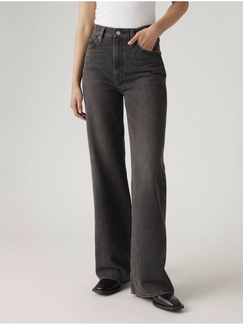 Levi’s Ribcage Wide Leg Jeans Swipe Up 28x32 High Rise Denim
